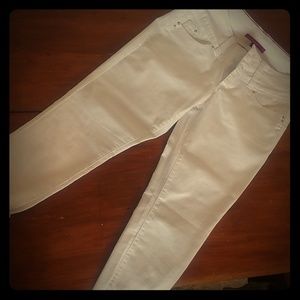 White stretch jeans **NWOT*"